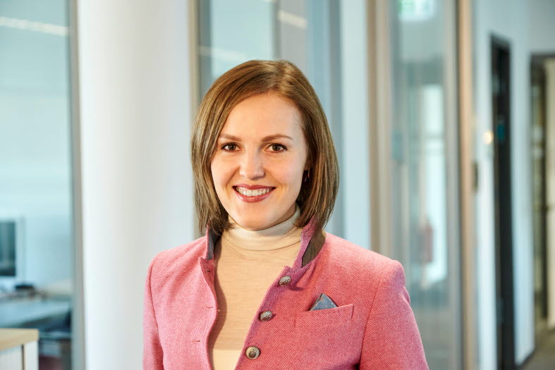 Picture of a woman in an office